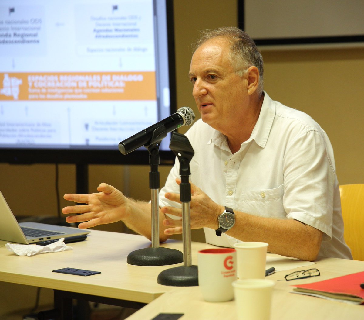 CFCECartagena's tweet photo. 🗣️ Durante la visita, miembros del equipo del @CFCECartagena, les brindaron una charla sobre el funcionamiento y rol de los Centros de Formación de la @AECID_es, como una herramienta de cooperación al desarrollo en América Latina y Caribe 🌎 https://t.co/aGZyx3Sh0e