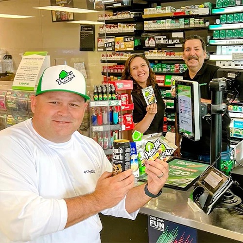 PunchdEnergy's tweet photo. Looking for Punch'd on the go? You can find us in many convenience store locations throughout the United States! Check out your local Sheetz, Pilot Flying J, and more for Punch'd in a pinch! π
#punchenergy https://t.co/HNd222sarD