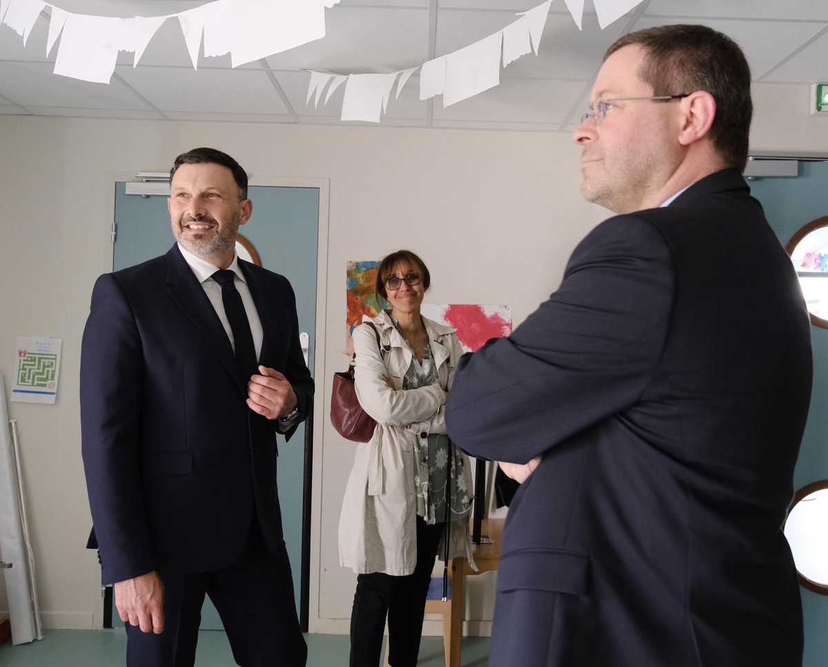 iacovellixavier's tweet photo. 🧒 Très heureux d’inaugurer aujourd’hui la maison de l’enfant-Frida Kahlo à #Gennevilliers , aux côtés du maire, et M. Laurent Joseph, Président de @LaMayotte 

👪 Cet établissement accueille chaque jour 15 enfants avec des troubles autistiques dans la crèche et 32 enfants dans le #Sessad.

🎯 L’objectif : 
👉 Assurer une prise en charge précoce des enfants vulnérables.
👉 Améliorer l'#inclusion des enfants autistes.
👉 Intégrer les interventions de la crèche et du SESSAD.
👉 Impliquer les parents pour faciliter les suivis éducatifs et sociaux.

Structure pilote en Ile-de-France, elle mérite notre soutien et de la dupliquer dans d’autres territoires. 
Un grand merci aux équipes d’éducateurs qui s’occupent quotidiennement des enfants.  
#autisme