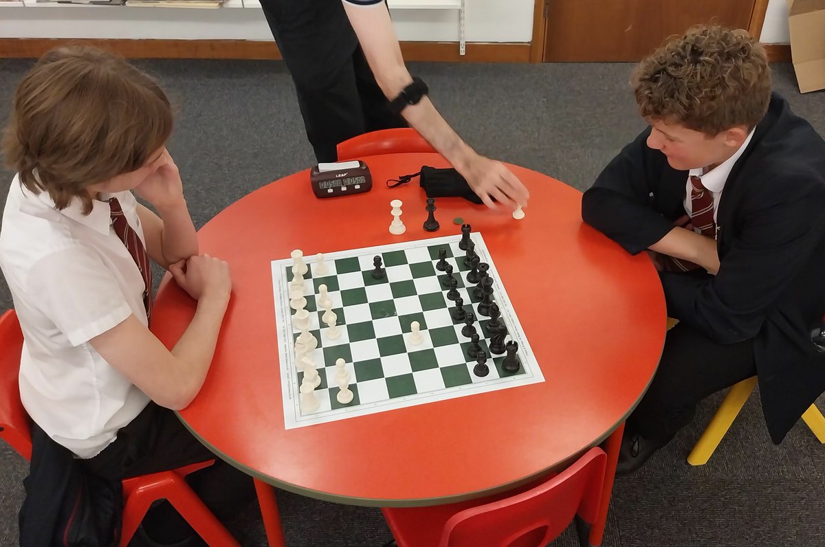 PATKingsSchool's tweet image. It was the turn of our Year 8 students to visit Pontefract Library, today. Everyone had a great time exploring what&apos;s on offer, including free membership, thousands of books, games, tablets and even a cinema! #ReadingForPleasure #BeKings #PontefractLibrary @WFlibraries