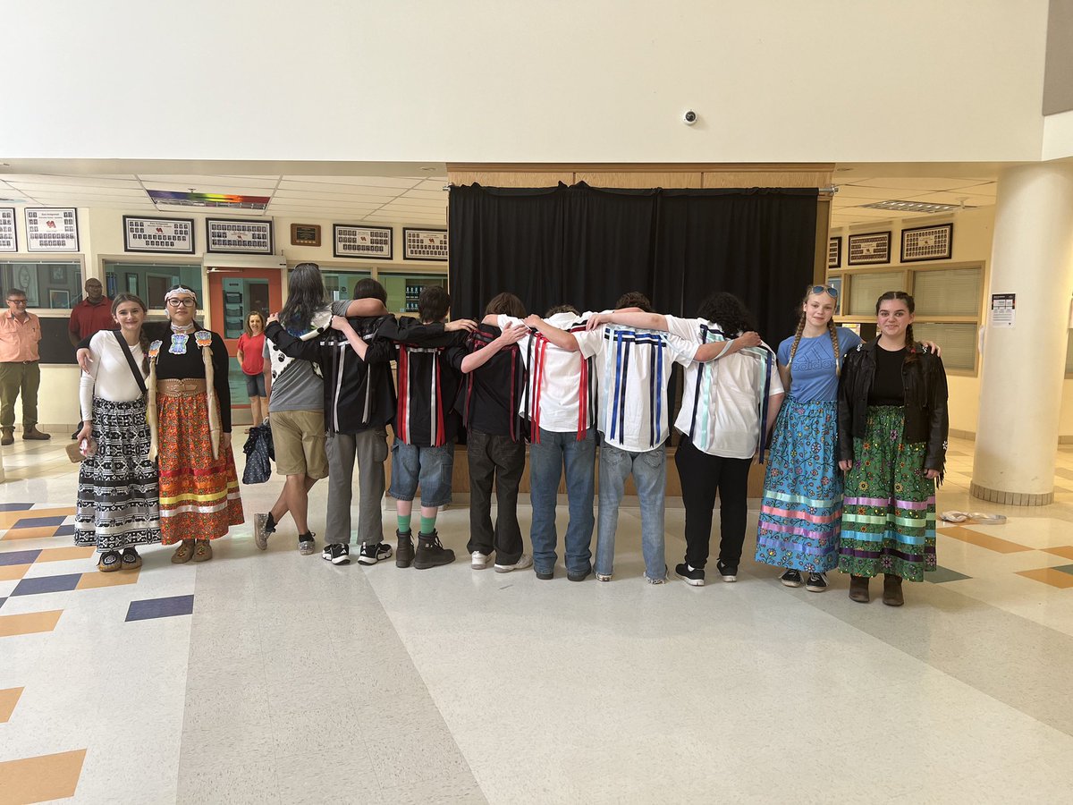 East Antigonish Education Centre/Academy (@eastanteca) on Twitter photo We are so proud of and thankful for our Mi’kmaq Studies 11 class and their teacher, Buffy MacNeil who organized a school wide Mawio’mi. They have worked so hard for months to make this happen. They made ribbon skirts and shirts for the occasion as well. Thank you! <a href="/SRCE_NS/">Strait Regional Centre for Education</a> We are so proud of and thankful for our Mi’kmaq Studies 11 class and their teacher, Buffy MacNeil who organized a school wide Mawio’mi. They have worked so hard for months to make this happen. They made ribbon skirts and shirts for the occasion as well. Thank you! <a href="/SRCE_NS/">Strait Regional Centre for Education</a>
