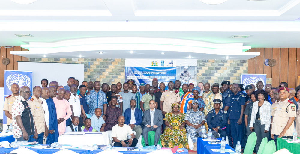 UNDPSierraLeone's tweet photo. Our Deputy Rep, @SayedSahibzada, kicked off a historic national dialogue b/n the Bike Riders Union &amp; State Authorities under the Empowering Youth Bike Riders as Agents of Peace Project  funded by @UNPeacebuilding. Reducing confrontations, building trust, for a safer 🇸🇱. https://t.co/JTJLbKUTsM