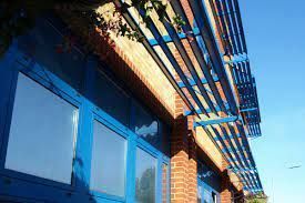 Roweaverdevelop's tweet image. 🌟 Want to elevate your commercial property's aesthetics while reducing energy costs? Look no further than Roweaver Developments' Solar Shading solutions! 🏗️ Call us on 01743 445 880 or Visit our website now: buff.ly/2CqchdX 
 #BriseSoleil #Shrewsbury #Shropshire