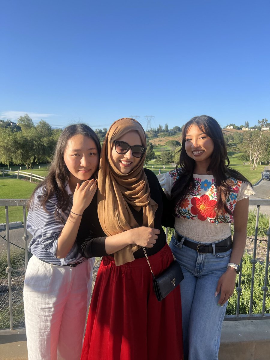 yagurldest's tweet image. My first OC Press Club awards gala and my brain is still buzzing. To be in a room with such talented reporters was such an honor.  So proud of everyone who puts in the hard work every single day to keep our communities informed, entertained and inspired. #SupportLocalJournalism