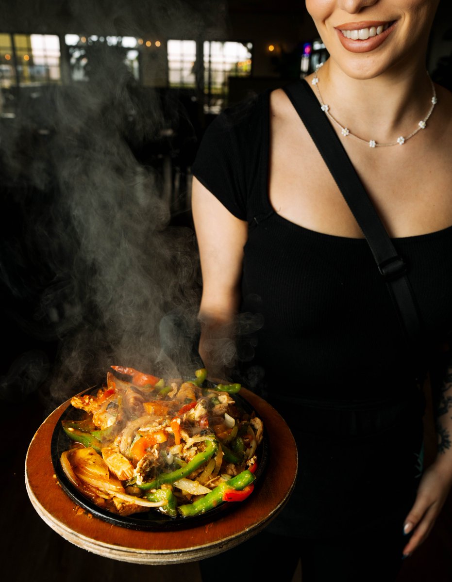Cilantros Parrilla tweet media