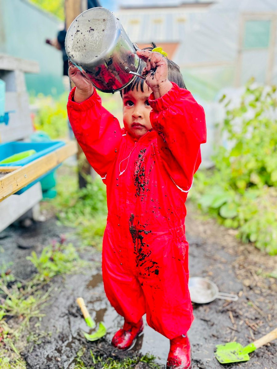 CourtneyPEEK tweet media