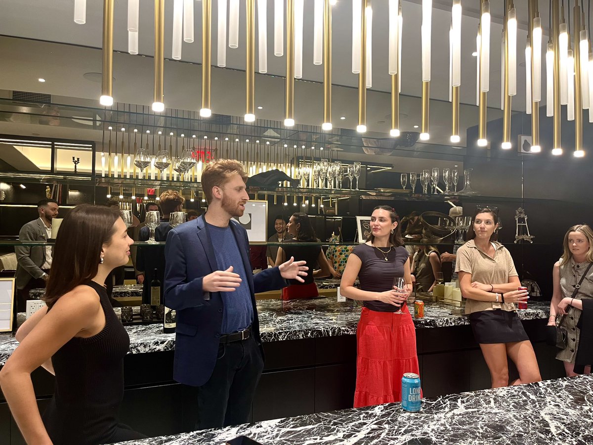 erbeaurpere's tweet image. What a fantastic event last night with VC Village in Boston! Huge thanks to @AidanKittredge and @youretooearly for bringing together VCs, always love catching up with these two rockstars!  
#bostontech #venturecapital #startups