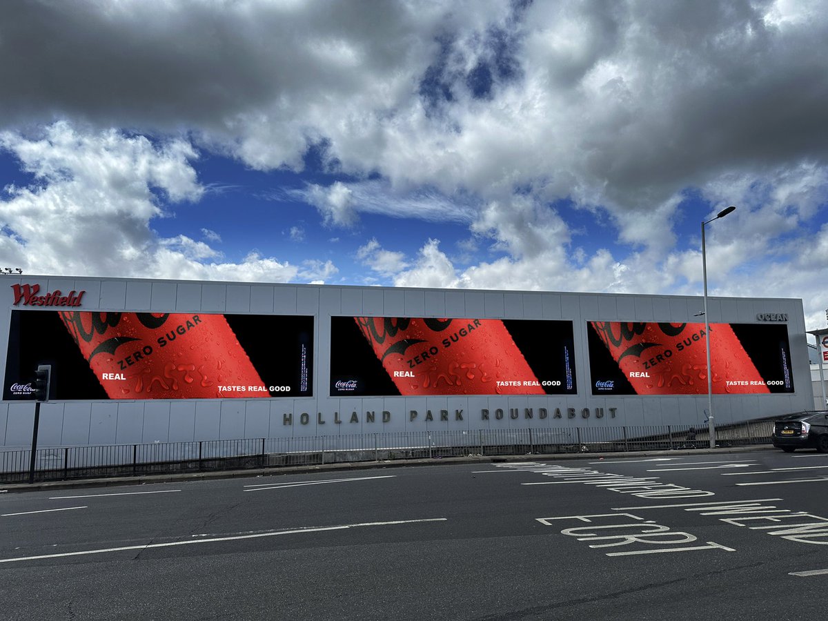 Great to see our Coke Zero Sugar work used big in London today!
#advertisingphotography #liquidphotography #cocacola