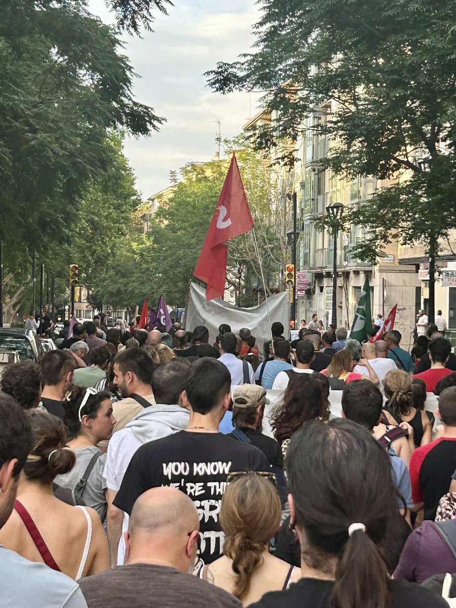 JORGE USÓN (@jor_uson) on Twitter photo Libertad para los 6 de Zaragoza.
Que no puede ser, hombre.
<a href="/Libertad6Zgz/">Libertad 6 de Zaragoza</a>
#libertad6dezaragoza Libertad para los 6 de Zaragoza.
Que no puede ser, hombre.
<a href="/Libertad6Zgz/">Libertad 6 de Zaragoza</a>
#libertad6dezaragoza
