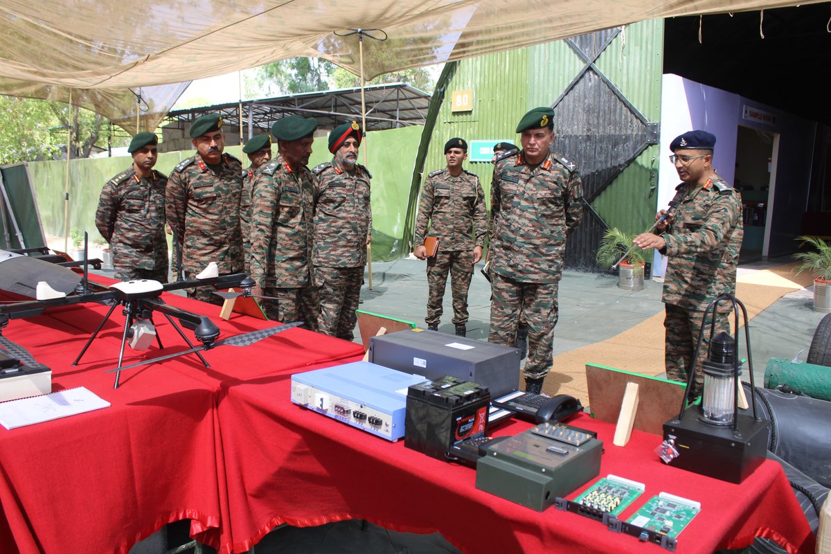 SWComd_IA's tweet image. #LtGenDhirajSeth, #ArmyCdrSWC visited Bathinda Military Station on 14 Jun 2024. During the visit, Army Commander was briefed on Logistic Innovations, Modern Security and Access Control Systems, Innovative Cyber Monitoring methodologies and automation of Supply Chain Management.…