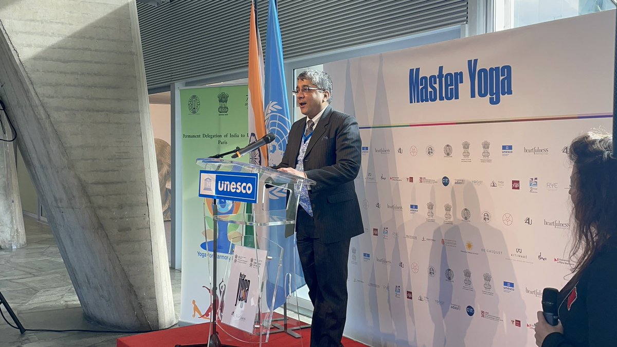 VishalVSharma7's tweet photo. #Yoga4Unity & #MasterYoga exhibition inaugurated at #UNESCO. Grateful for the presence of ADG/SHS Ms. Gabriela Ramos, Chair/Executive Board Ms. Vera Lacoeuilhe, Ambassadors and invitees. 14th June to 21st June. ๐ฎ๐ณ ๐บ๐ณ https://t.co/63bzPJedLH