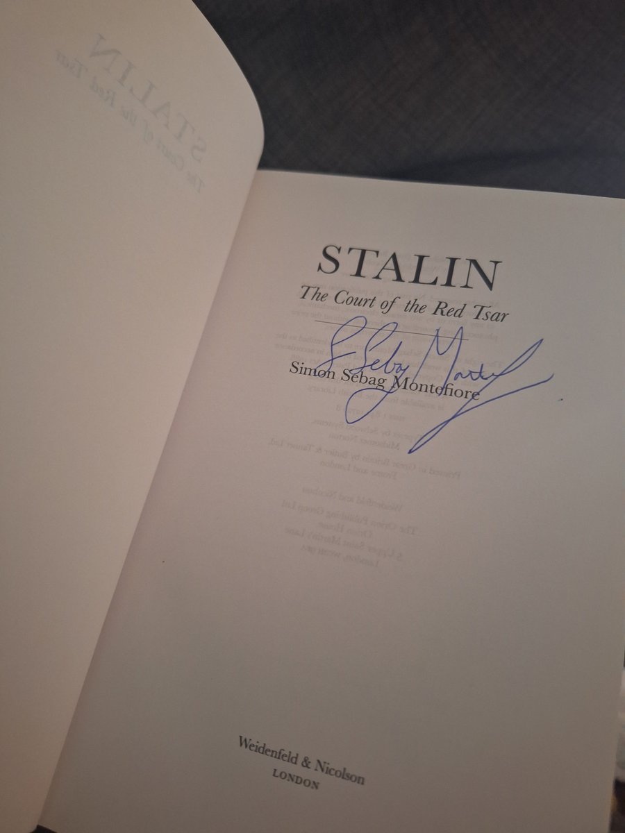 Did a bit of second-hand book shopping online for my Advanced Higher class. One of the books arrived today, apparently an ex-library copy, and look at that - signed by <a href="/simonmontefiore/">S Sebag Montefiore</a> 🤩