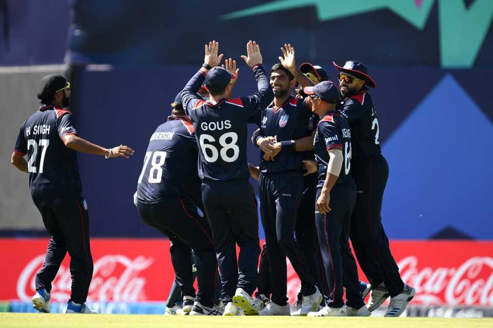 DineshKarthik's tweet image. In the start of the World Cup, very few of us would have imagined USA qualifying to the super 8s. Very well deserved. 

What a boost this is going to be for the sport in the region.  History created.

Hard luck Pakistan. 

#ICCT20WC #USAvsPak