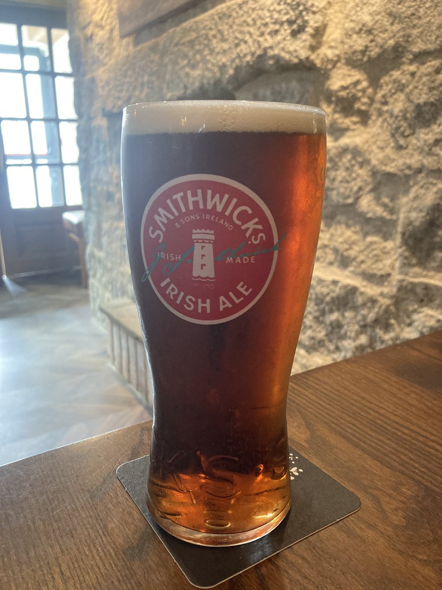 Pint of Ale from Bread and Beer in Castledermot, Co. Kildare. Beautiful looking pint, lovely colour to the body of it. Served chilled and achieved a delicate balance of smoothness and fizz. A powerful pint.

Rating: 9/10