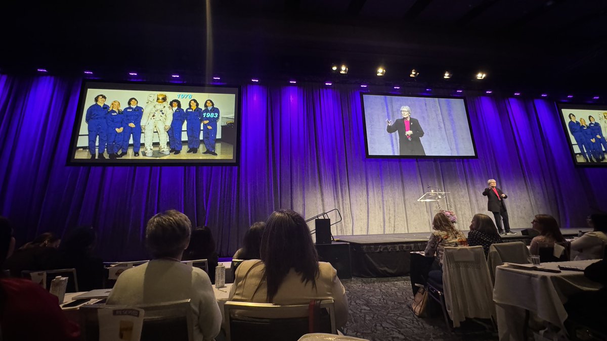 “How do I inspire people to feel good about the earth? I want to make sure you remember feeling happy after my keynote.” -<a href="/RobertaBondar/">Dr. Roberta Bondar</a> ❤️ #artofleadership
