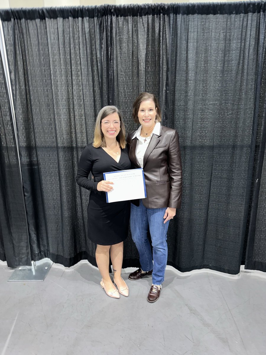 Val Nfonsam (@valnfonsam) on Twitter photo Very proud of our LSU resident <a href="/MdFlori/">Flori Corpodean</a> for winning the young investigator John Halverson award at ASMBS. Thanks to mentors <a href="/PSchauerMD/">Philip Schauer, MD</a> <a href="/lsusurgerydept/">LSU Department of Surgery</a> <a href="/ASMBS/">ASMBS</a> Very proud of our LSU resident <a href="/MdFlori/">Flori Corpodean</a> for winning the young investigator John Halverson award at ASMBS. Thanks to mentors <a href="/PSchauerMD/">Philip Schauer, MD</a> <a href="/lsusurgerydept/">LSU Department of Surgery</a> <a href="/ASMBS/">ASMBS</a>