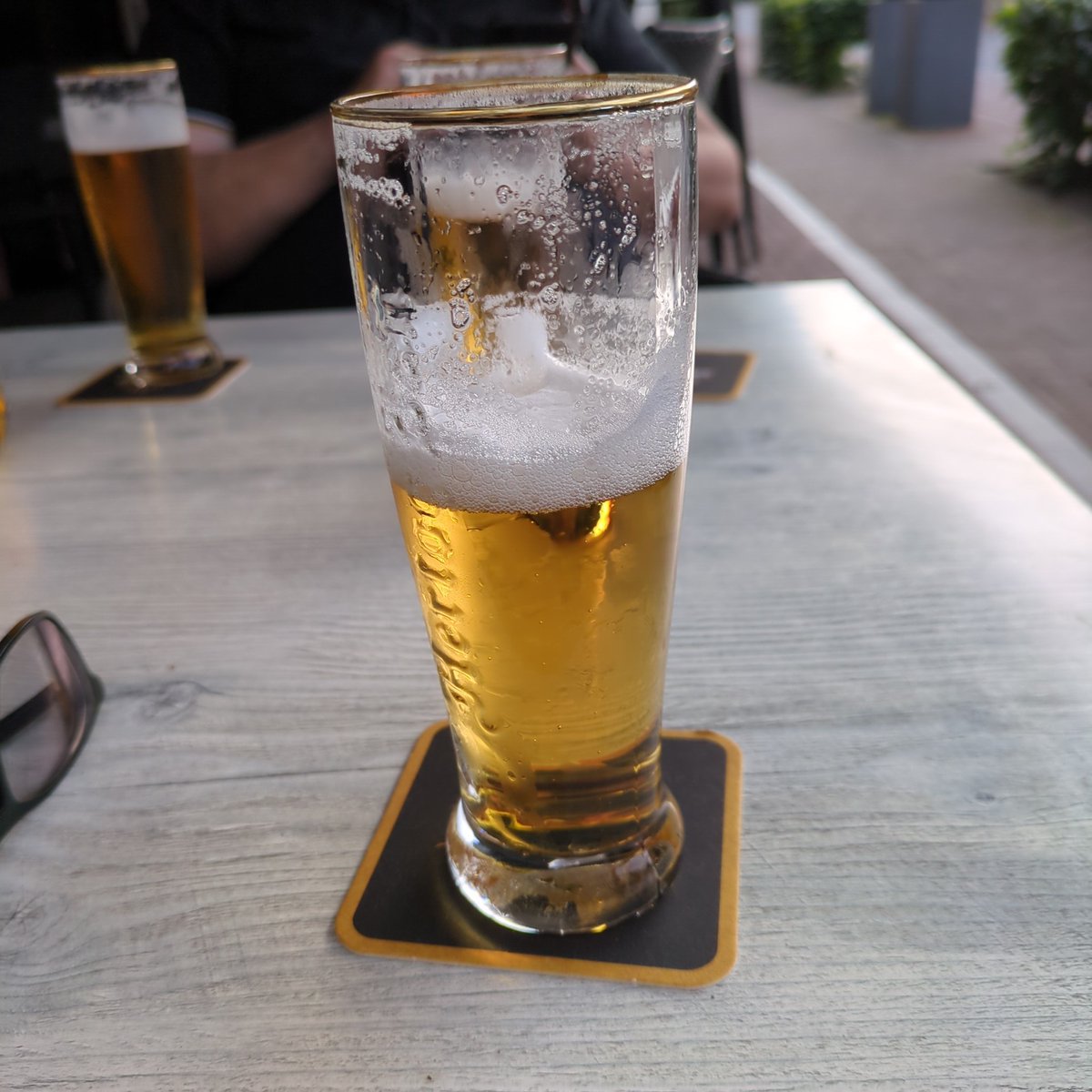 tonylonghurst66's tweet photo. First beer after a long journey https://t.co/mdhJfzg4Lo