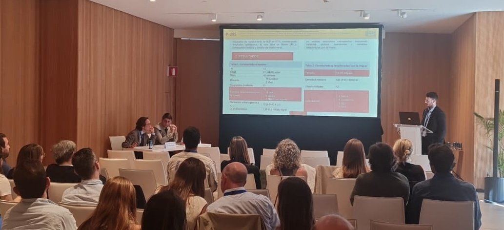 Ayer en el Congreso Nacional de Urología, moderando la sesión de pósters de litiasis renal. 

Un honor forma parte por primera vez desde este lado de la mesa.

<a href="/InfoAeu/">AEU</a>