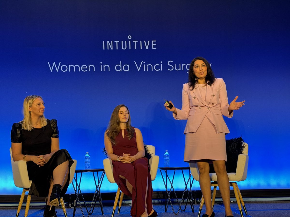 alisamae's tweet photo. “Early to bed, Early to rise. Work, work, work, and ADVERTISE!” @rahila_essani knows all about branding and is sharing her wisdom. #WIDVS2024 https://t.co/k3aNh1KphG