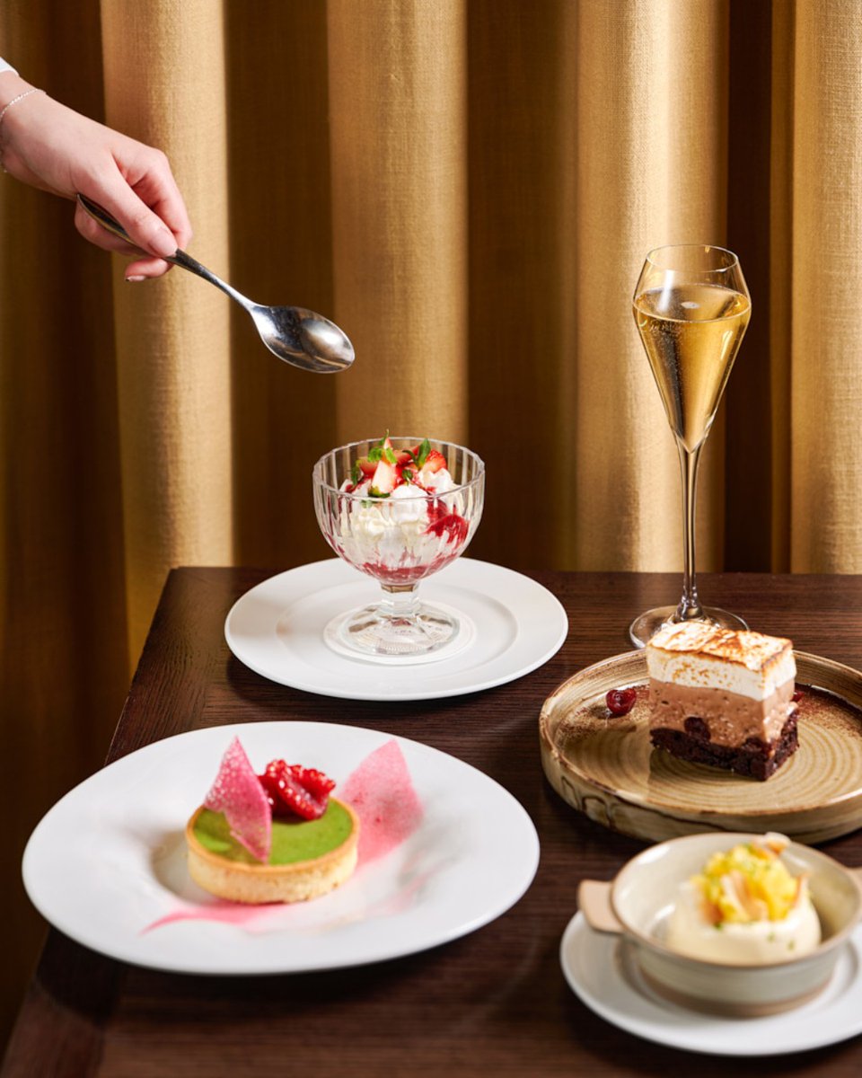 St Pancras Bar & Brasserie (@searcystpancras) on Twitter photo Sweet treats and sparkling - the perfect treat to end the week!🥂 
Discover our menus and book a table here: bit.ly/4b5oRKq Sweet treats and sparkling - the perfect treat to end the week!🥂 
Discover our menus and book a table here: bit.ly/4b5oRKq