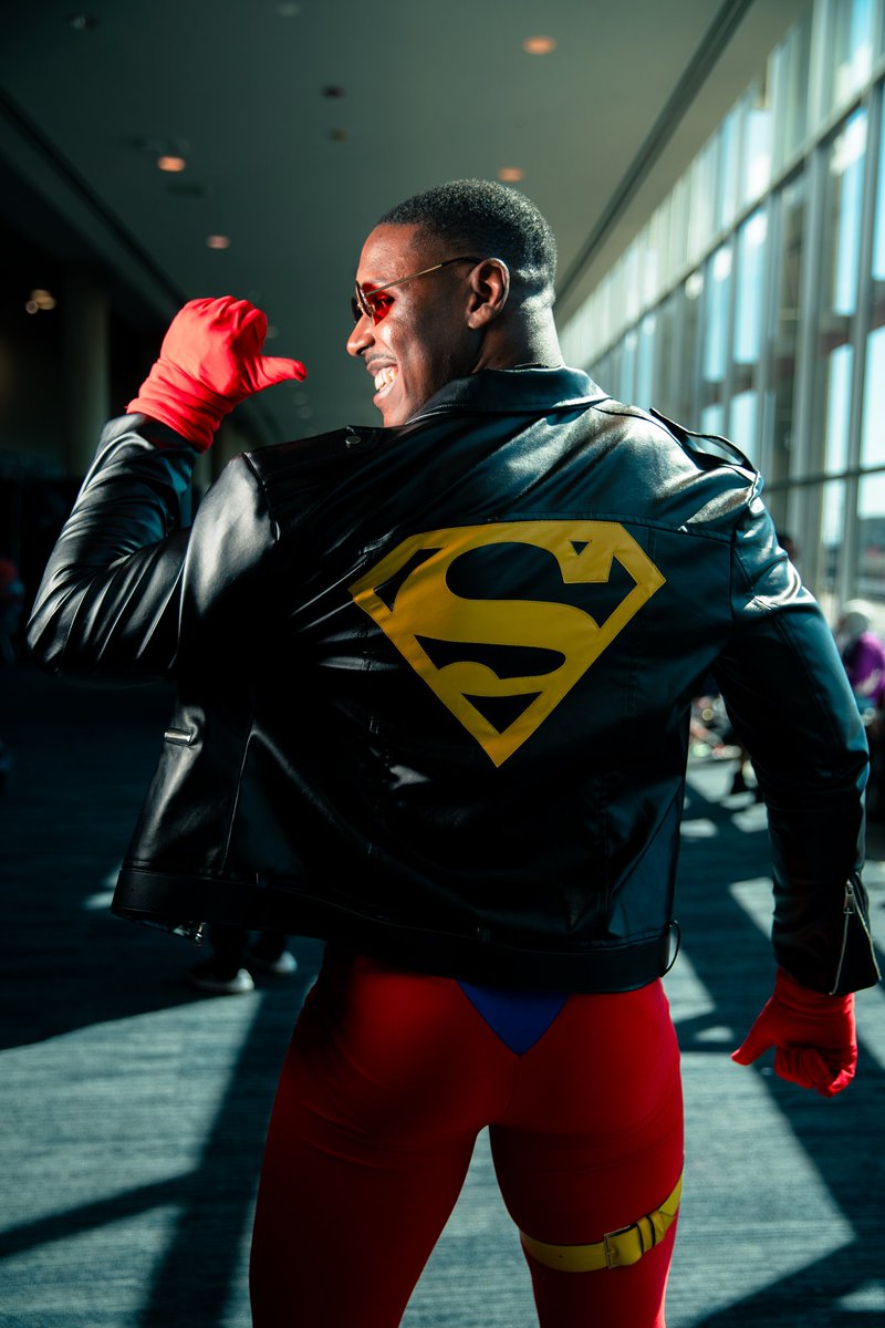 "This looks like a job for Superboy!" - Kon-El

Got to show some love to my boy Conner Kent last weekend at <a href="/FANEXPODallas/">FAN EXPO Dallas</a>! Haven't worn this suit in years but felt so good to put this back on and feel super as ever 😂😂 
📸: <a href="/EverywhereSean/">Sean 𝕏</a> 

#fanexpodallas ##fanexpodallas2024