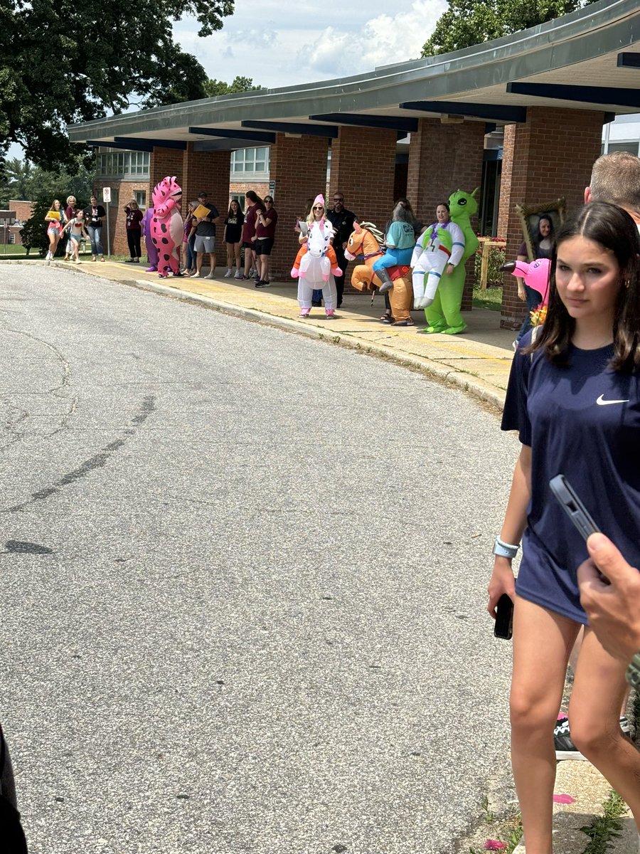 Mandy Shanks tweet media