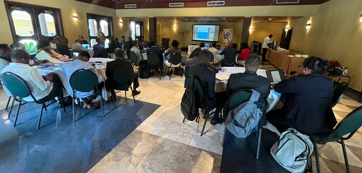 UNODC_ROPAN's tweet photo. Nous venons de terminer une formation enrichissante en #Haïti🇭🇹 avec l'UCREF et l'ULCC! 💼💡 Combattre la corruption, le détournement de fonds et le blanchiment d'argent avec le soutien de 🇨🇦. Merci pour l’excellente collaboration! #UCREF @ULCCHaiti @CanEmbHaiti https://t.co/C1srAulkxj
