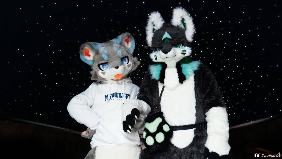 是和努卡聚聚的合影捏～