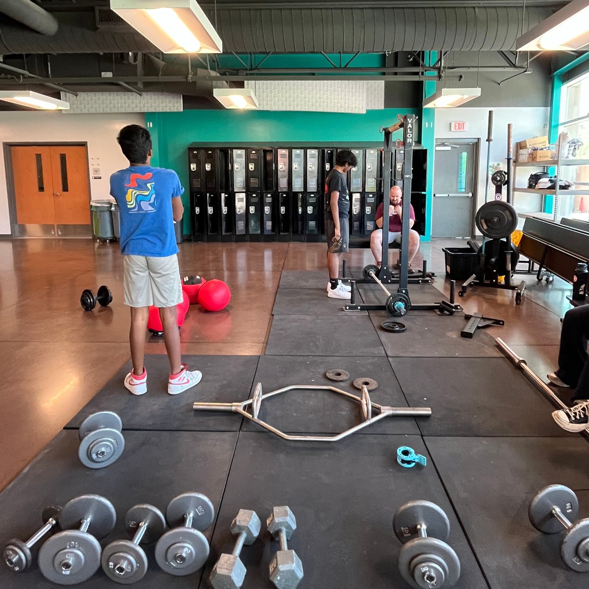 🌞Week 3 of Summer Sessions 🌞
"Art Camp Classics" with Mrs. O'Leary, "Weightlifting: Principles of Strength Training" with Mr. Hodge, and our Basketball Clinic with Coach Cimmerman!
.
.
.
#basischarterschools #charterschool #charterschools #arizonaschools #summerclasses