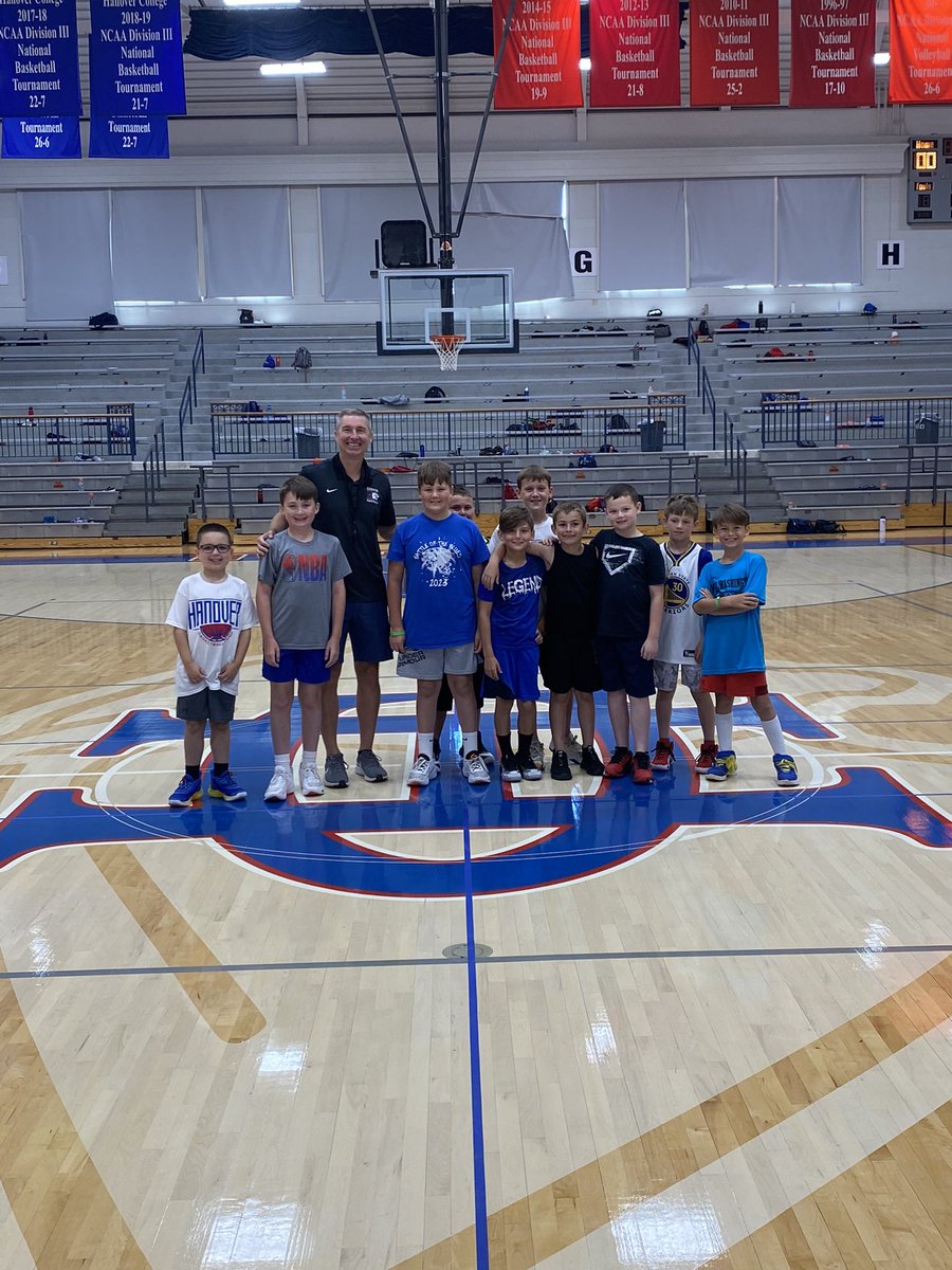 Hanover Men's Basketball tweet media