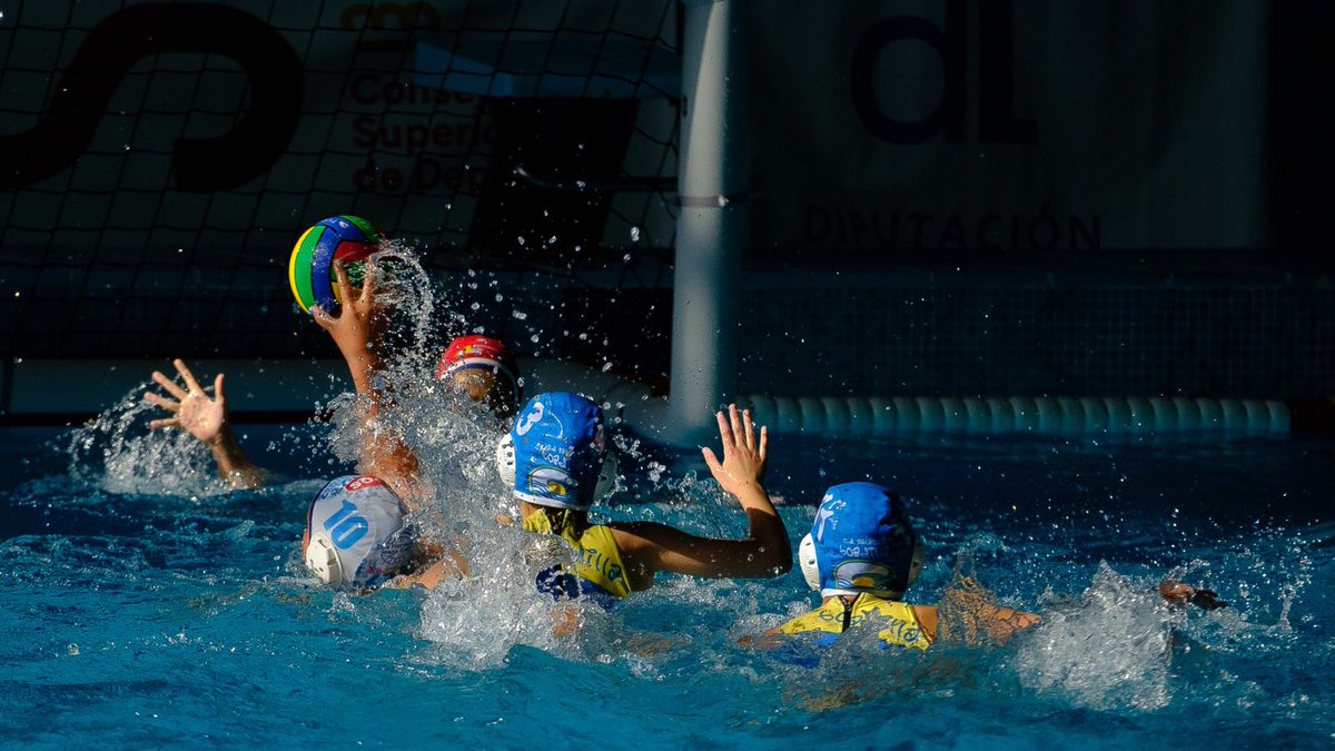 #WP #CtoESPAlevínWP2024
Sábado con matinal doble en el Camp España Alevín Femenino <a href="/RFEN_Oficial/">RFEN</a>
🤽‍♀️🇪🇸
1a fase - Gr. B
09:00🆚<a href="/OlivarWpolo/">Waterpolo El Olivar</a>
13:00🆚<a href="/wpterrassa/">CN Terrassa WP</a>
Nuestro #equipo siguen con su #objetivo: #divirtirse y #competir
#elpololopeta
#vaminichiquis
#play4fun
📸<a href="/MiguelCapelli/">Miguel Capelli</a>