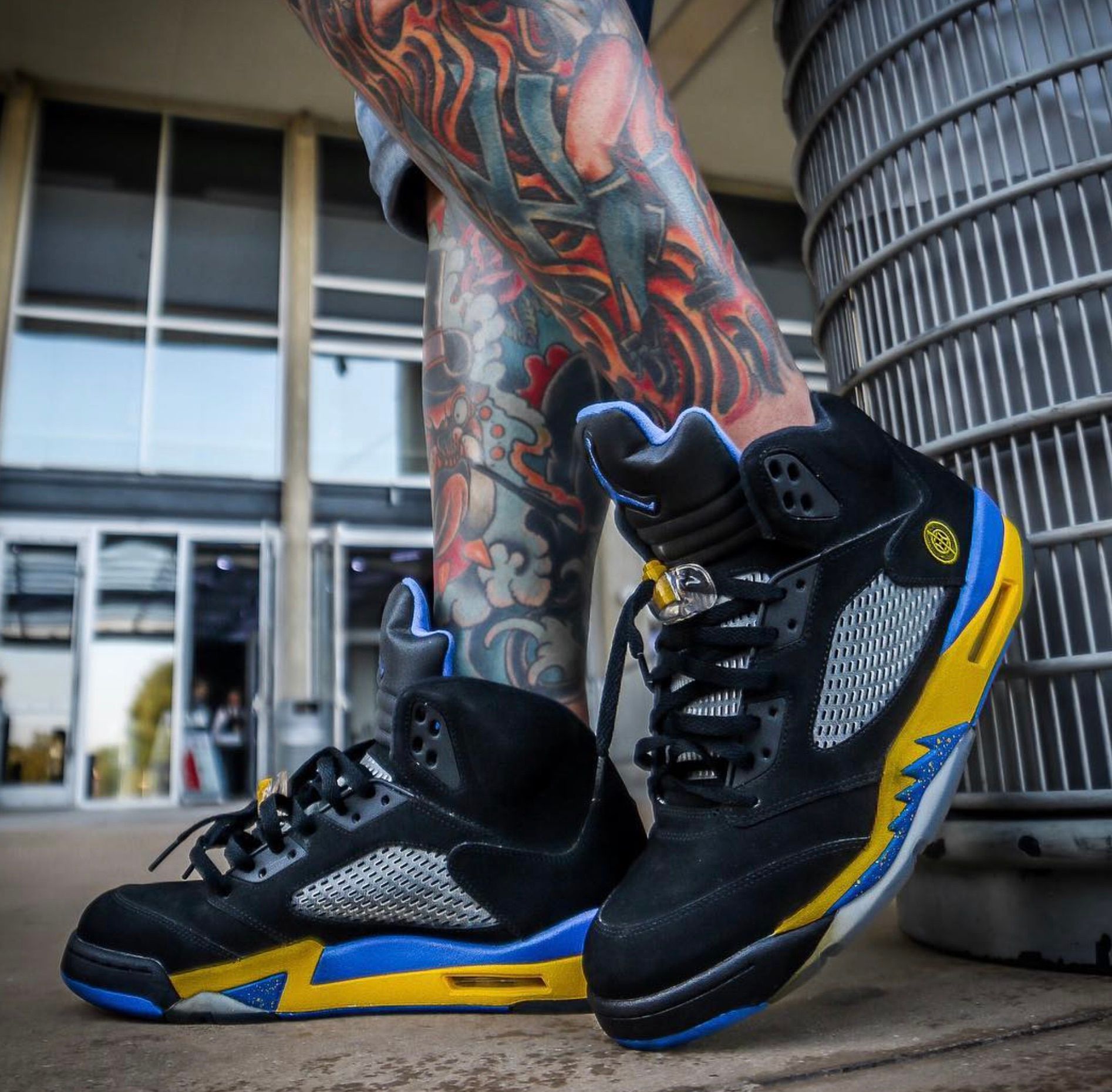 Air jordan 5 retro shanghai shen hotsell