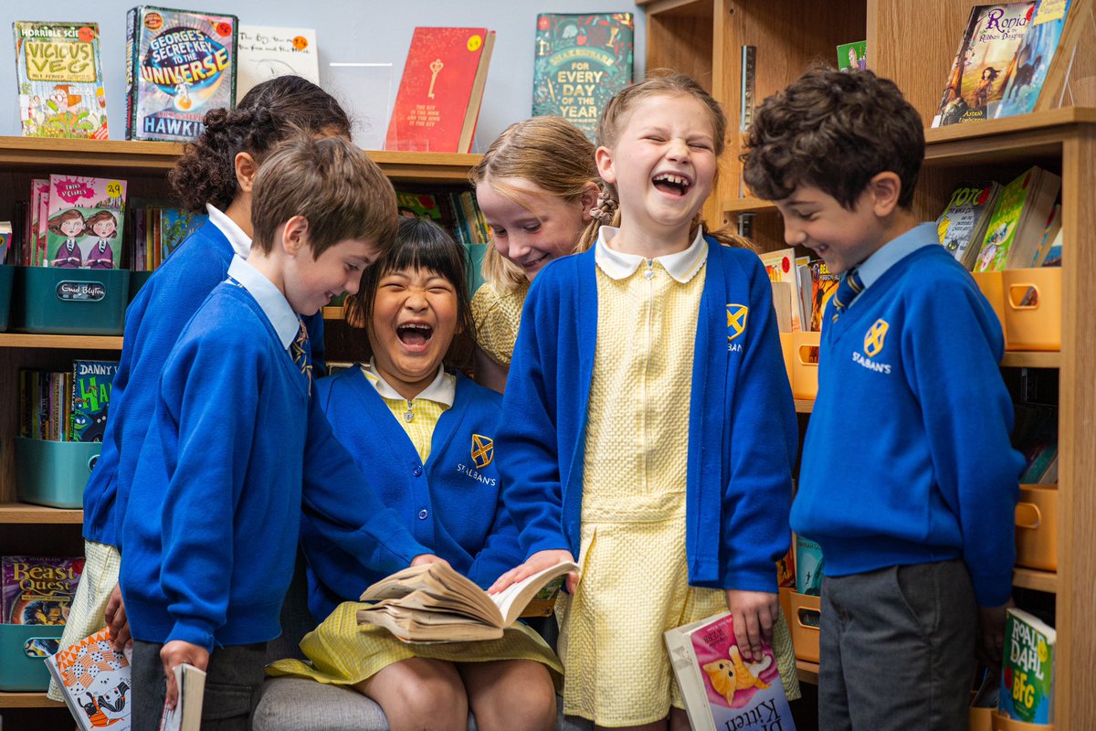 “A book is a gift you can open again and again…” What a brilliant week of reading it has been!! 📚 📖