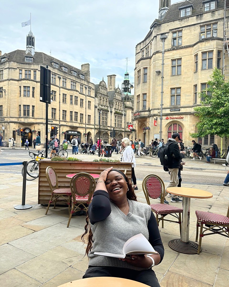 I’VE BEEN FLOWN OUT TO GIVE A PLENARY SPEECH AT OXFORD UNIVERSITY TOMORROW OMGGGGGGGGGG!!! 🥺🎉😭🤯🤯🤯

Nervous as heck!! Wish me luck please