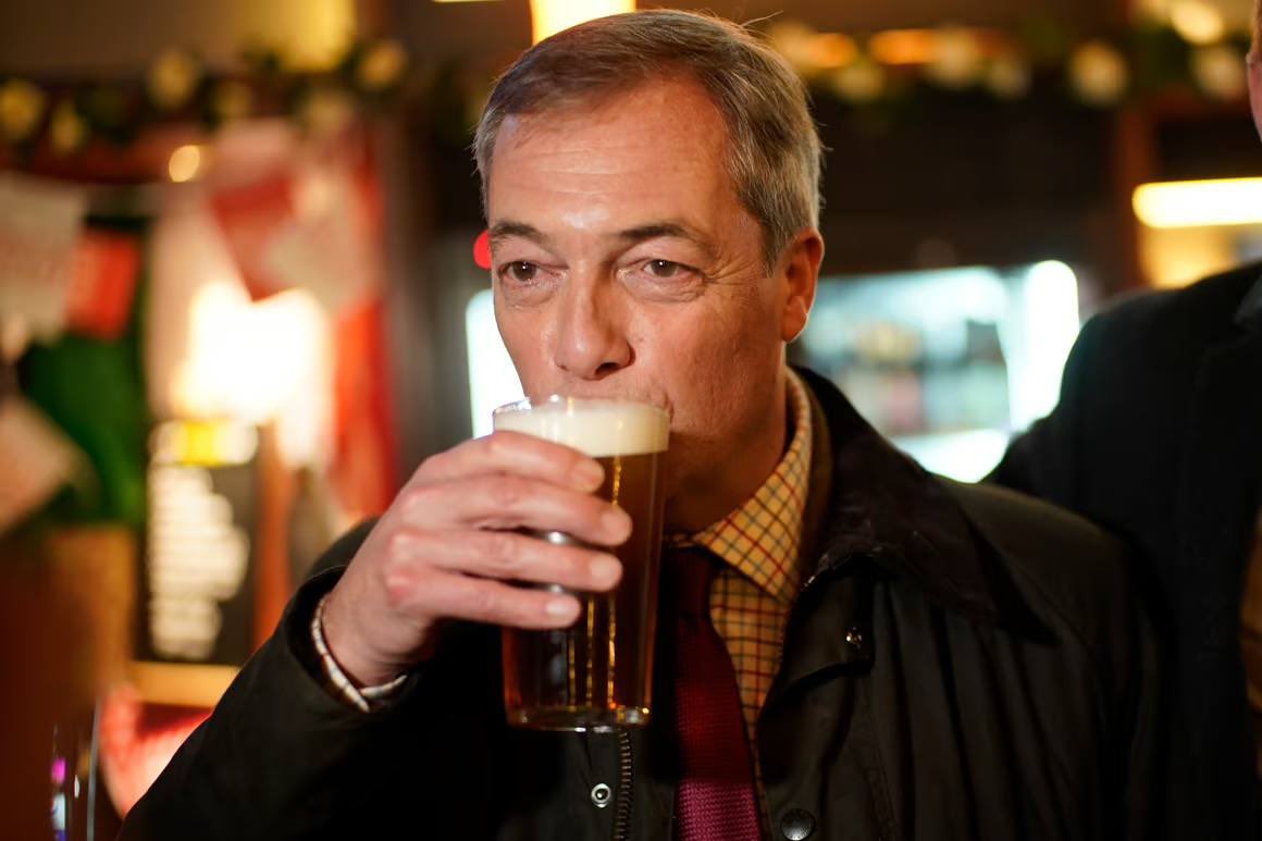 Nigel_Farage's tweet photo. Carlsberg don’t do Party Election Broadcasts.

But if they did… 🍺 https://t.co/1PFZxgVhv5