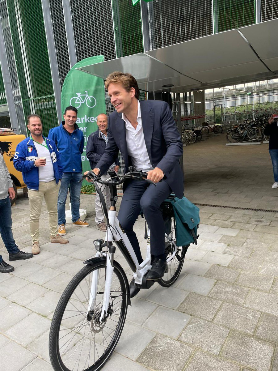 Vincent Karremans tweet media