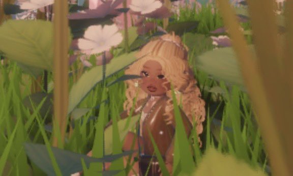 bec_cxttxn's tweet photo. @SeizariRH @LavenderSherbit went out for a strolll🎀 https://t.co/crgdwO0TNr