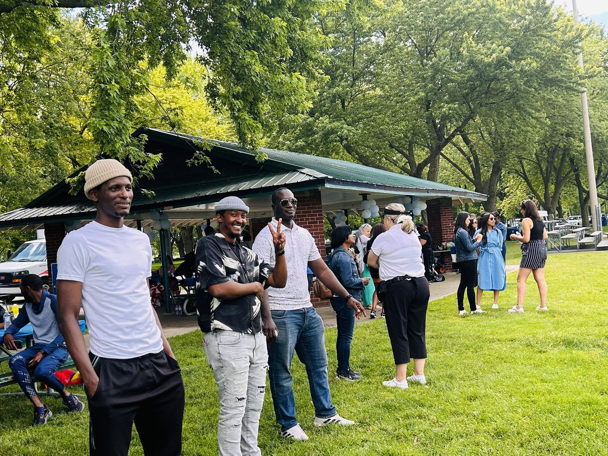 EstelleDuchon's tweet image. ☀️Un grand bonheur de se retrouver en équipe pour un moment de partage et de détente #equipe #engagement @AissaNauthoo @mariayotte