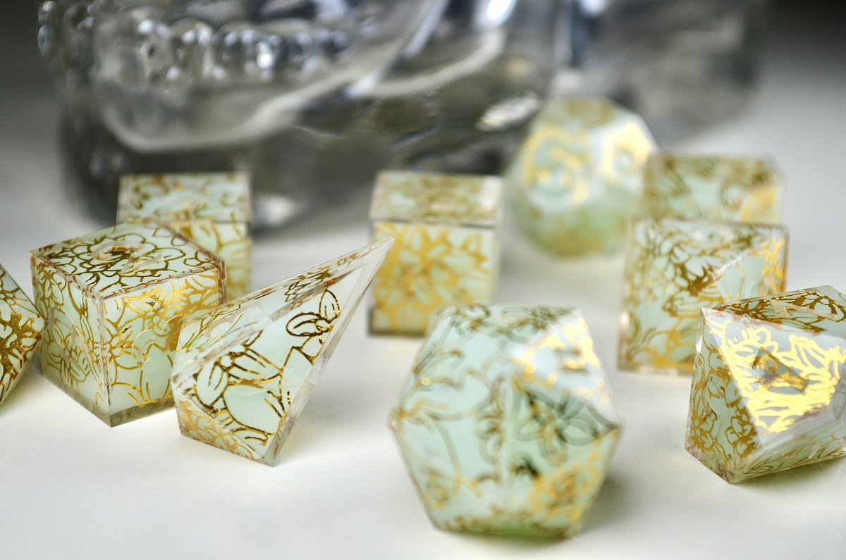 2crit2quit's tweet photo. ✨🍈✨
Gold & Mint
I think peach numbers would be perrrrfect, what do you think?
#dide #dnd https://t.co/R8JJw0XA2g