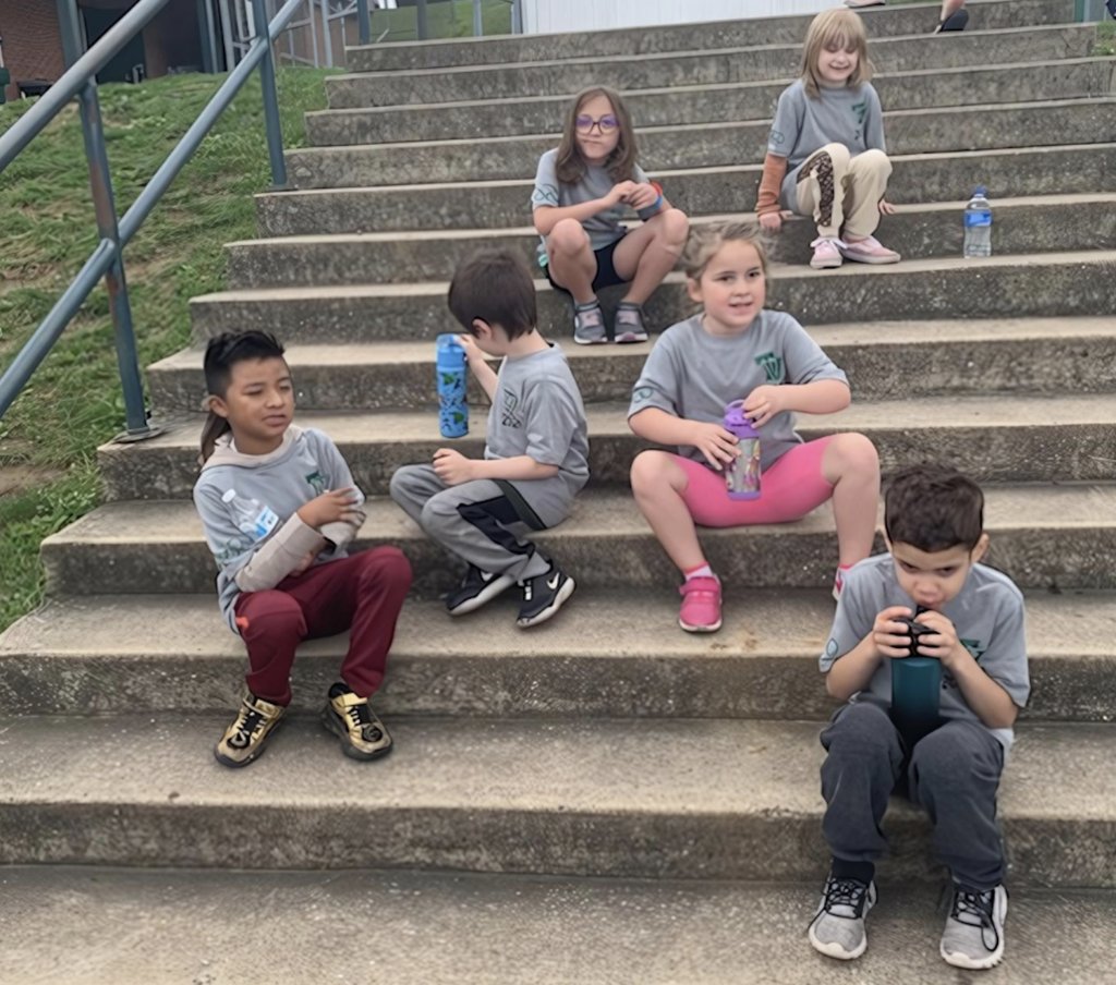 #FeatureFriday: Last month, Robeson LifeSkills students participated in TVSD’s first Special Olympics day with other students from the district. It was a fun-filled day, and our students did a great job! #RaiderPride