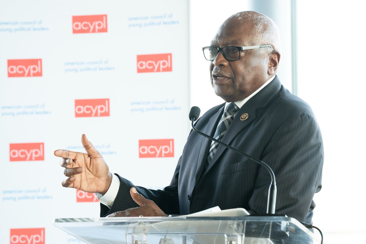 Thanks to everyone who joined us for our 2024 Honors Evening to celebrate the power of bipartisan exchange!

Was so great connecting with friends &amp; partners as well as honoring alumni Hon. Mitch McConnell, Hon. Pete Buttigieg, Hon. Bill Huizenga, &amp; Hon. James E. Clyburn.