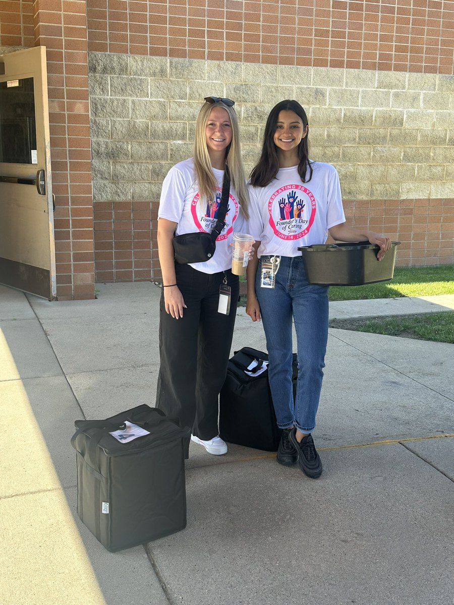 The best part of <a href="/NXSTMediaGroup/">Nexstar Media Group, Inc.</a>’s Founder’s Day of Caring is working with different non-profits in <a href="/keloland/">KELOLAND News</a>. <a href="/_MealsOnWheels/">Meals on Wheels</a> was a godsend to my great aunt, so it was extra special to work one of their delivery shifts today. #NexstarNation #NexstarFDOC2024