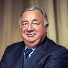 Ce gros traitre immonde a toujours été macroniste.
#LR #UnionDesDroites #MacronLeFléau