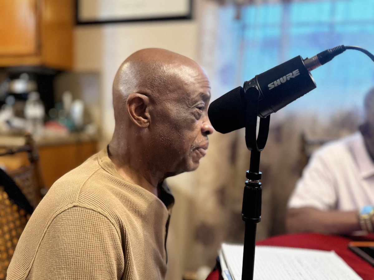 comediandenisecarter tweet media