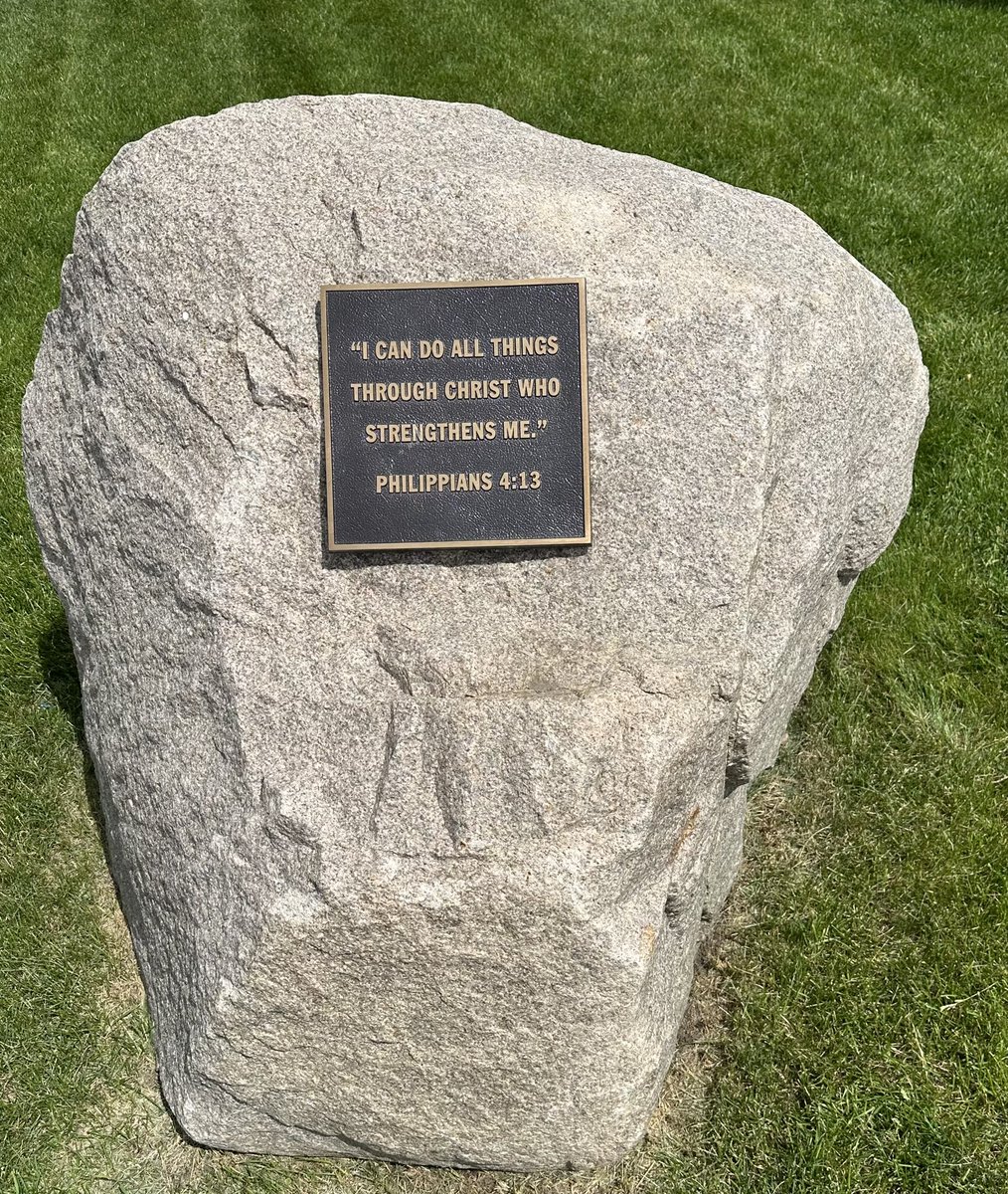 luke gombert🏹 tweet media