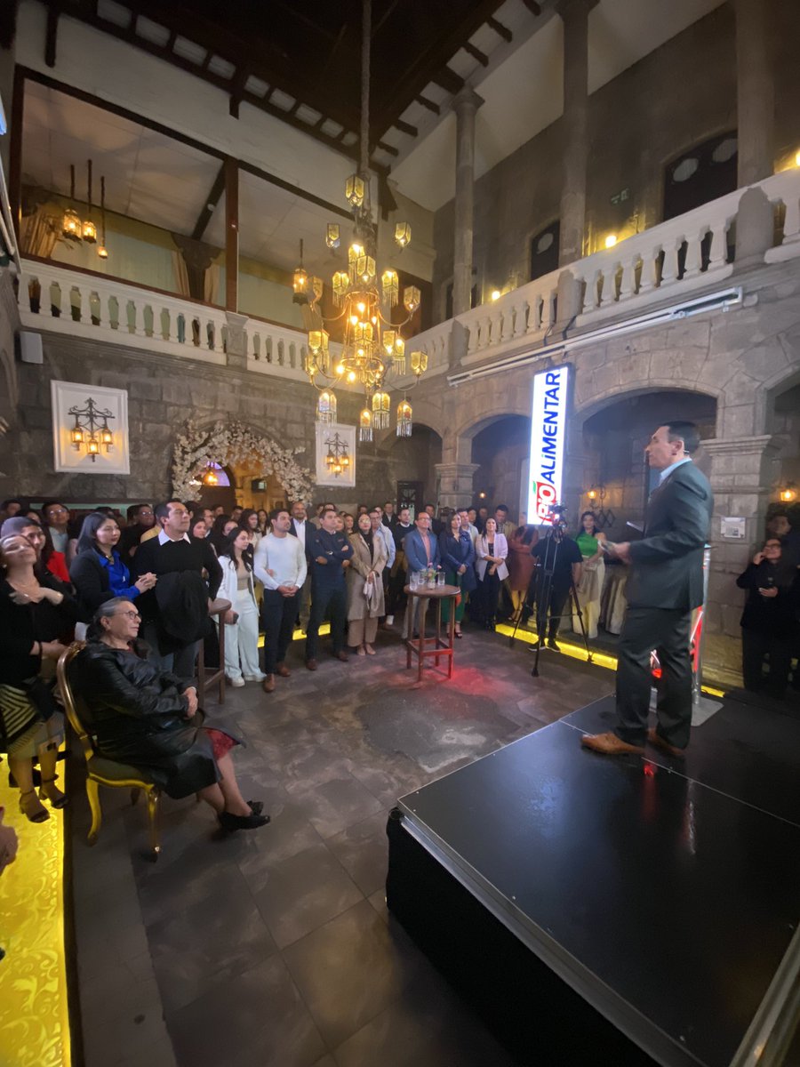 BioalimentarEC's tweet image. Estamos listos para caminar hacia una nueva era para Bioalimentar.  #SomosBuenosAimentos.