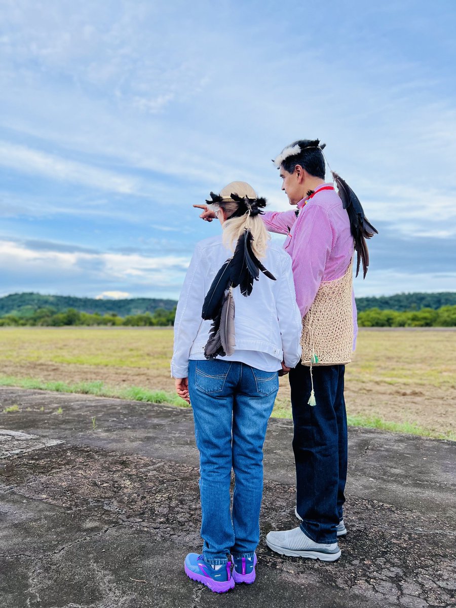 Hermosa tierra que nos regala majestuosos paisajes y la valentía de un pueblo bonito. ¡Cómo no quererte! Uno siente la fuerza ancestral que nos llama a luchar sin descanso por un futuro mejor para esta Patria buena. #naturaleza #pueblo #venezuela