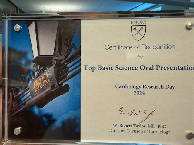 Our PhD student, Christian Park, is acknowledged as Top Basic Science Oral Presenter at Emory SOM Cardiology research day. His research focuses on emerging concept of Flow-Induced Reprogramming of Endothelial cells (FIRE) and atherosclerosis. Congratulations Christian!