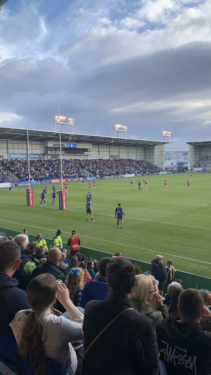 Another extremely poor performance. Too many players in that team aren’t good enough.

I’ve said for years that Sneyd would transform us; someone to kick us around the field, organise and offer game smarts.