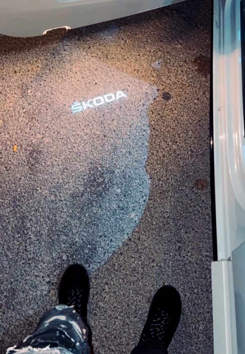 هواتف ذكيه ومستخدمين اغبياء🤓